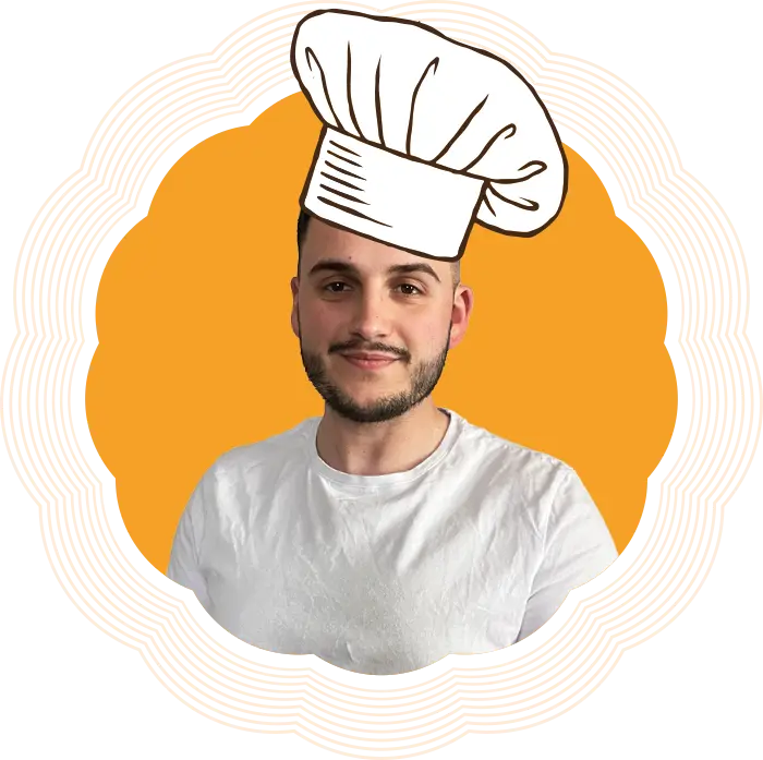 Le cuisinier de Papa Croque, coiffé d'une toque dessinée.