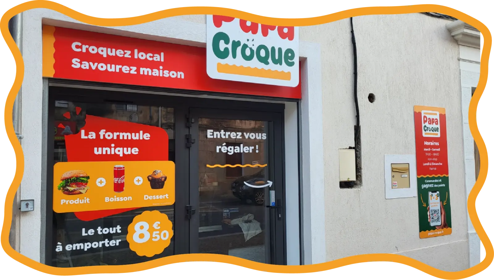 La devanture du restaurant Papa Croque, avenue de la Libération à Forcalqueiret.
